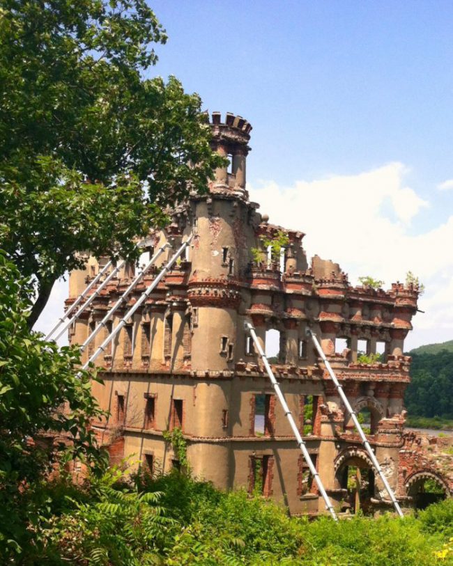Bannerman Castle Warehouse Remains