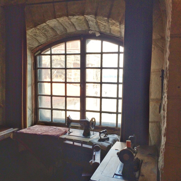 singercastlesewingmachine