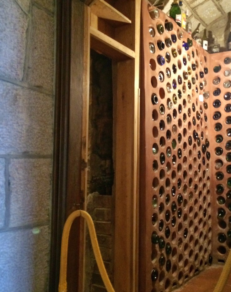 singercastlewinecellar